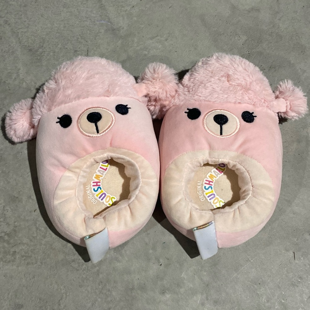 Squishmallows Slippers size 11/12 Pink Poodle